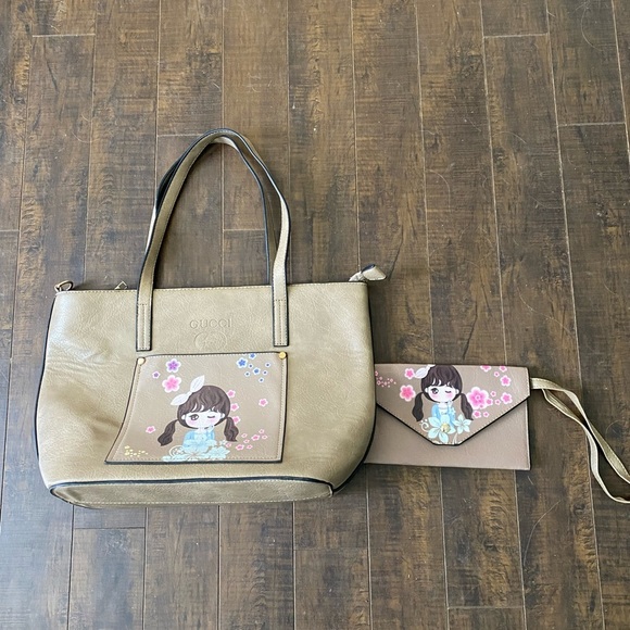 Designer Purse with matching wristlet - Picture 8 of 9